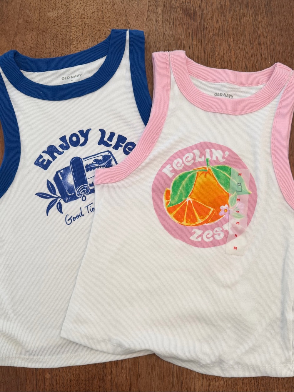 2 Old Navy Women's Sleeveless Tanks Zesty Enjoy Life NEW medium white pink blue